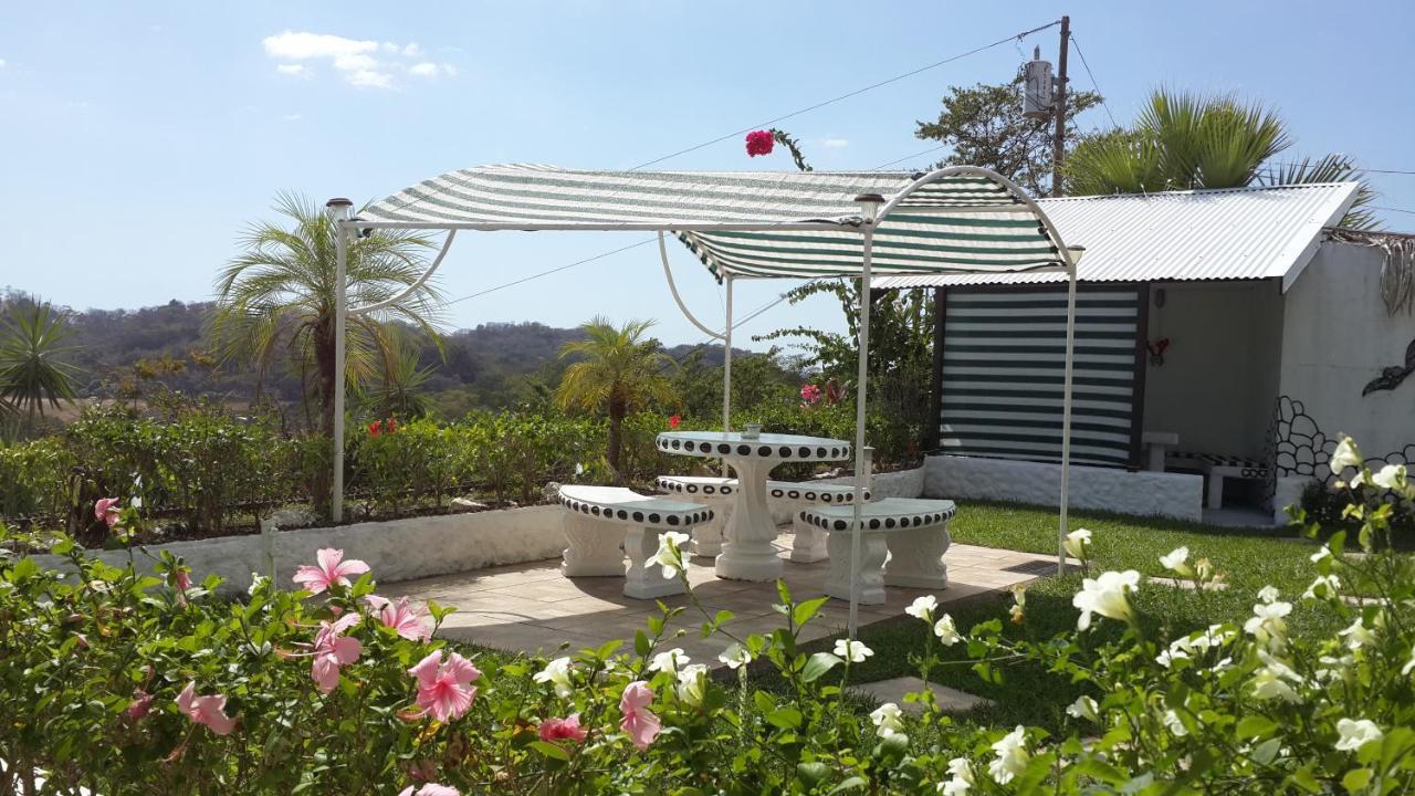 Barracuda Apartments Sámara Dış mekan fotoğraf